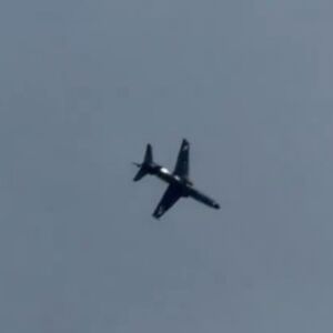 Srušio se britanski vojni avion: Letelica gorela u vazduhu, piloti jedva izvukli žive glave (VIDEO)