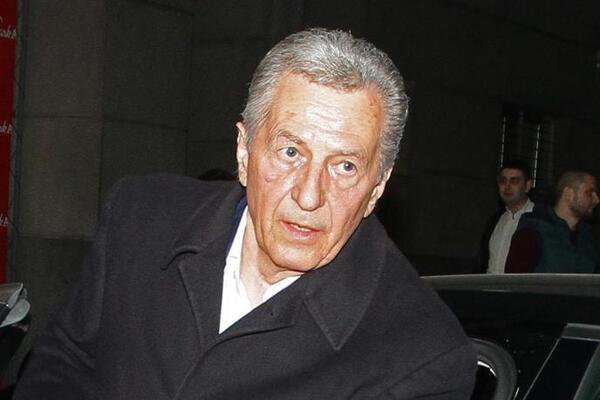 OTKRIVENO U KAKVIM JE ODNOSIMA MIROSLAV ILIĆ BIO SA BRATOM: Prva komšinica otkrila sve detalje, ovo narod nije znao