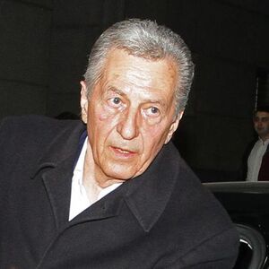 OTKRIVENO U KAKVIM JE ODNOSIMA MIROSLAV ILIĆ BIO SA BRATOM: Prva komšinica otkrila sve detalje, ovo narod nije znao