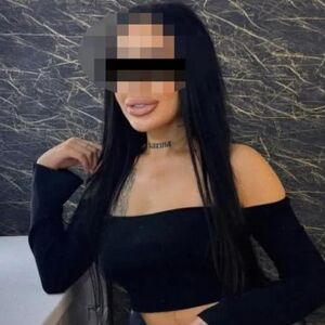 Telo lepe Valentine (28) pronađeno bez odeće u koferu, bila je sva u modricama! Policija traga za Vladom (FOTO)