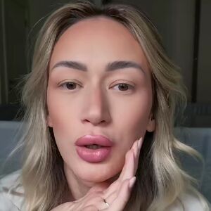 Stjuardesa Helena otkrila kolike su plate u Dubaiju: Zaposleni ne plaćaju stan i račune, ali to nije sve