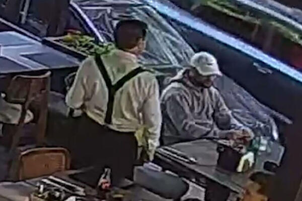 Snimak iz restorana na Vračaru će vas zgroziti: Mladići naručivali hranu, pili, a kamere ih uhvatile u sramnom činu