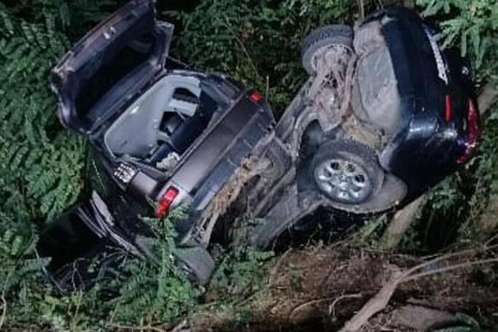 Jeziva nesreća kod Priboja: Prizori sa lica mesta sablasni, vozila zgužvana kao limenke leže jedno na drugom FOTO