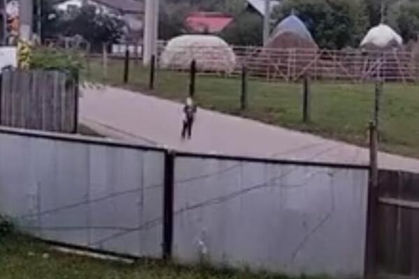 Objavljen poslednji snimak malog Avrama (4): Dečak bos izašao iz kuće, celu noć ga tražili, a danas nađen mrtav!