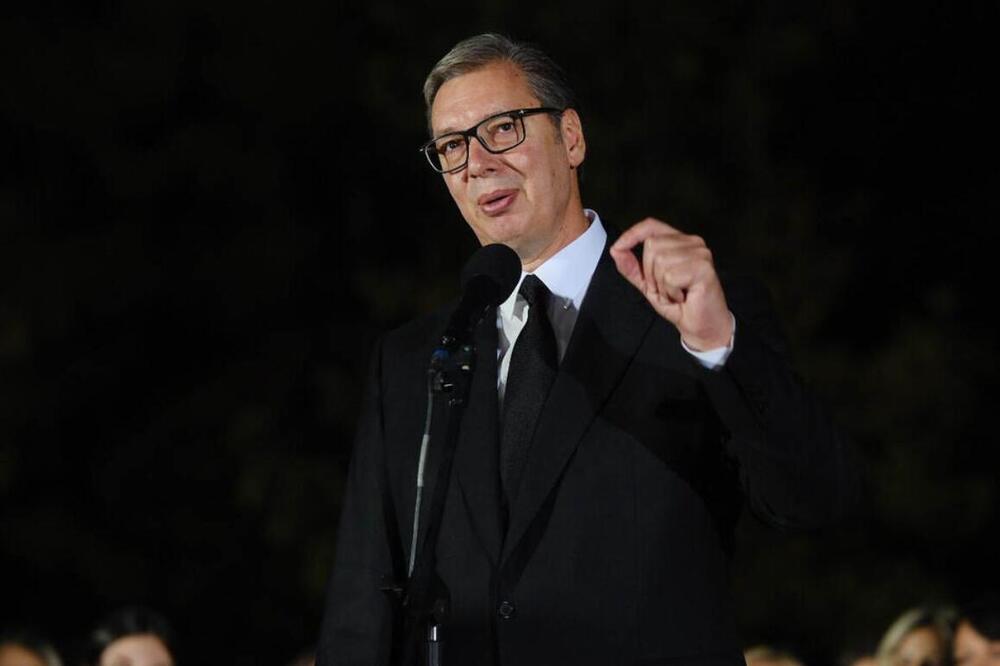 "Služio sam verno, služio sam časno" Vučić poslednji put kao predsednik Srbije u zgradi Predsedništva