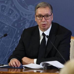 Vučić podneo ostavku, počinje odbrojavanje do izbora: Srbija bira novog predsednika, a evo šta kaže zakon