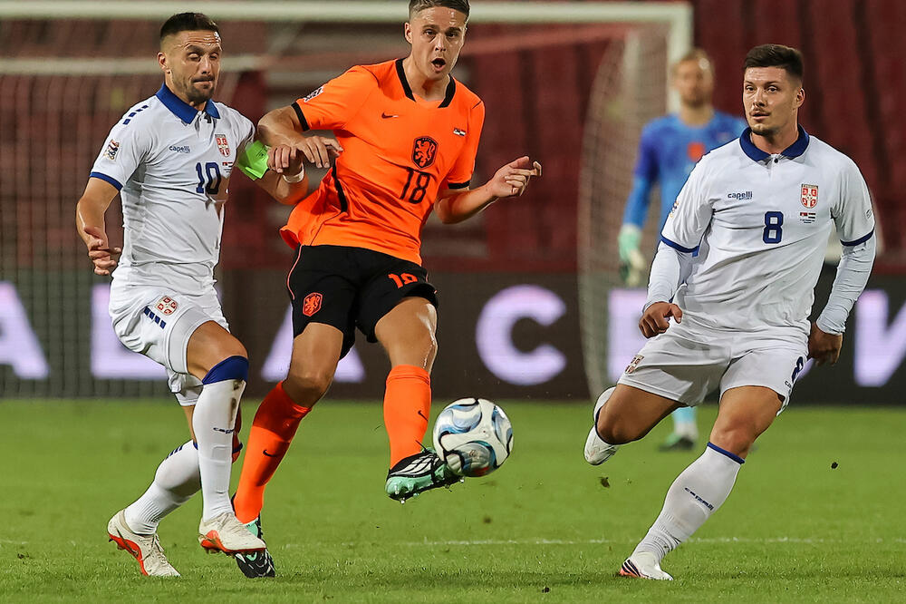Tadić otkrio šta se dešava u svlačionici Srbije pred Nemačku: Kapiten Orlova posebno govorio o Joviću!