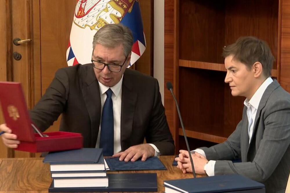 "Čast mi je da čuvam ovu poziciju do izbora novog predsednika": Oglasila se Ana Brnabić nakon preuzimanja dužnosti