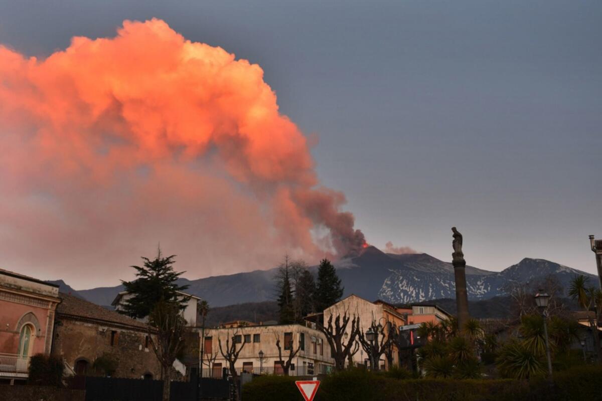 Erupcija Etne prizemljila avione
