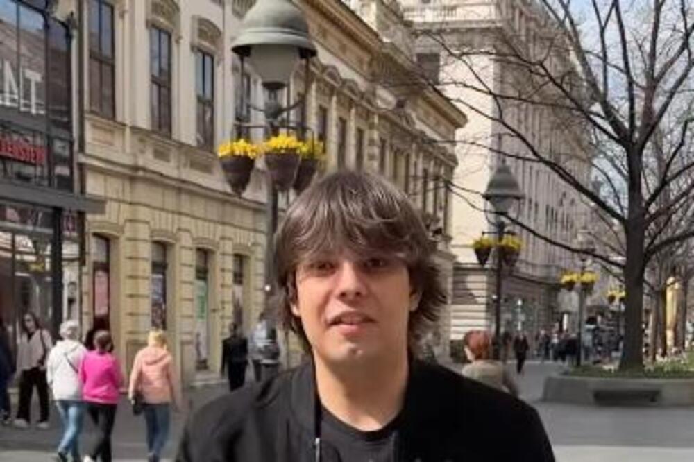 O novom Lukinom gestu svi bruje: Delio prolaznicima pare po Srbiji samo ako OVO urade - snimak svi gledaju (VIDEO)
