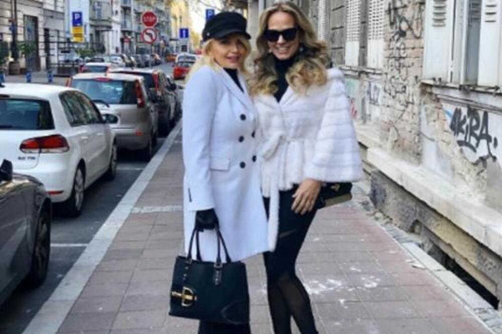 VODITELJKA DOBILA DETE SA ČELNIKOM RTS-a I NESTALA IZ JAVNOSTI: Srbi su je obožavali, desila se UŽASNA STVAR!