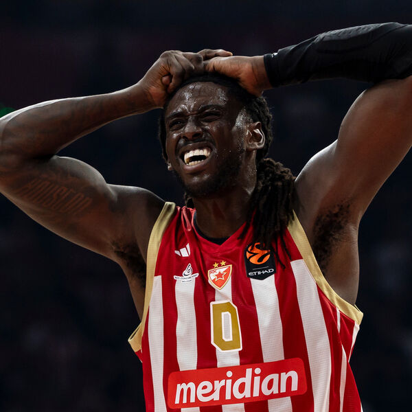 Zvezda ponovo izgubila kod kuće: Hapoel utišao Arenu i odneo veliku pobedu!