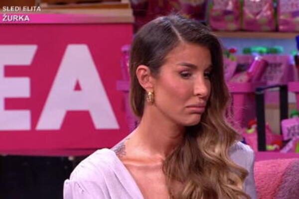 "POSLE 2. GODINE SE UGASIO, TELO IZ KOG JE NEKO ISISAO DUŠU": Ovako je Jelena saznala da joj sin ima AUTIZAM!