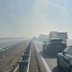 Više osoba povređeno, na terenu Hitna pomoć i vatrogasci: Žestok lančani sudar na auto-putu kod Šimanovaca! (FOTO)