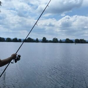 "UDAR JE BIO GROMOVIT" Relja (14) iz mora izvukao zver od 10,6 KILOGRAMA! Borba trajala 7 minuta, a onda... (FOTO)