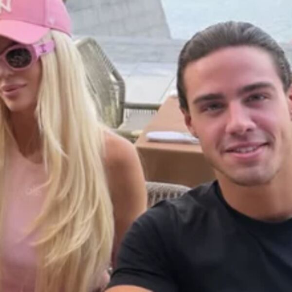 STIŽE TREĆE DETE? Jelena Karleuša šokirala naciju o TRUDNOĆI sa Aleksandrom! "IMAĆU ČIME SE DA ZABAVLJAM"