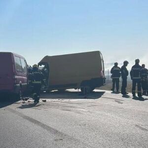 Učestvovalo 14 vozila, 11 osoba povređeno: Detalji jezivog lančanog sudara na auto-putu kod Šimanovaca