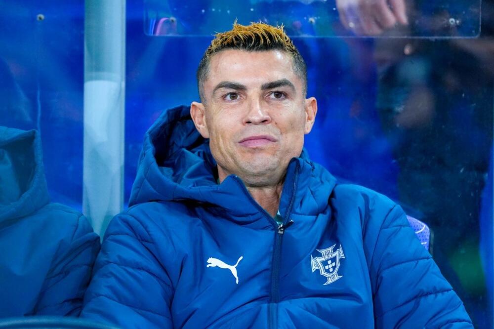 Pojavio se snimak: Ronaldo beži iz hotela i ulazi u crni kombi! (VIDEO)