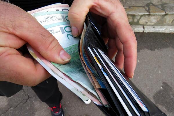Dnevnica za ove majstore ide od 50 do 100 evra: U ovom srpskom gradu sve vrvi od ponuda