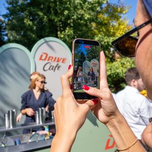 NOVI DIZAJN OMILJENE ITALIJANSKE KAFE U NAJVEĆEM COFFEE SHOP-u U SRBIJI: Drive Cafe u novom ruhu