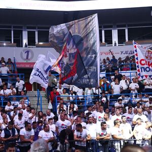 VIJORE SE TROBOJKE, SVI KAO JEDAN UZ VUČIĆA, VELIKA PODRŠKA: "Meni je puno srce kada vidim da Srbija napreduje"