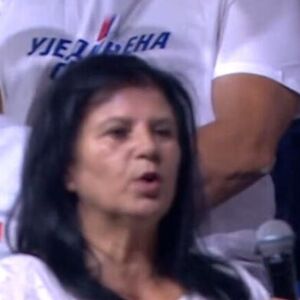 "DRŽAVA JE SPASILA ŽIVOT MOJOJ ĆERKI ANĐELI" Potresne reči MAJKE MILIJANE u Areni: "PRUŽENA JOJ JE ŠANSA"