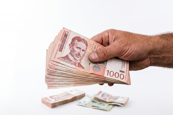Proverite račun: Legla nova novčana pomoć, mnogi ne znaju da ih čeka - isplata završena, ali postoji novi rok