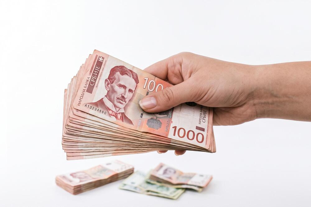 Počela prijava za pravo na stalnu novčanu pomoć u Srbiji! Evo ko može da se prijavi, lako je