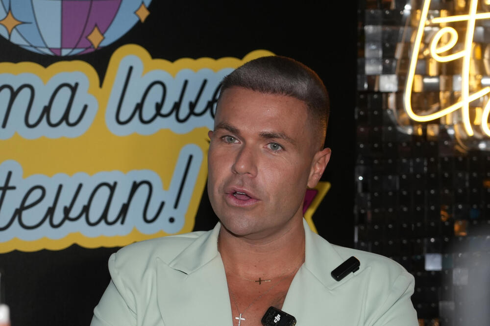 "DRUŽIMO SE, A ONA ME NIJE ZVALA NA ROĐENJE DETETA": Stevan pevačicu PRECRTAO sa SPISKA GOSTIJU! Baš ga UVREDILA