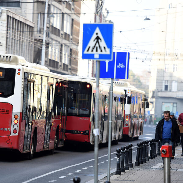 Muškarac umro u gradskom autobusu: Strašna tragedija u Beogradu