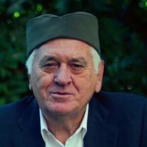 "Vidimo se 9. oktobra, kao nekada": Tomislav Nikolić sa šajkačom pozvao na skup u Kragujevcu
