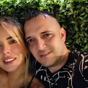 ZORAN MARJANOVIĆ U ILEGALI POSLE PREBIJANJA! Evo šta radi njegova 20 godina mlađa devojka dok on ne izlazi iz stana