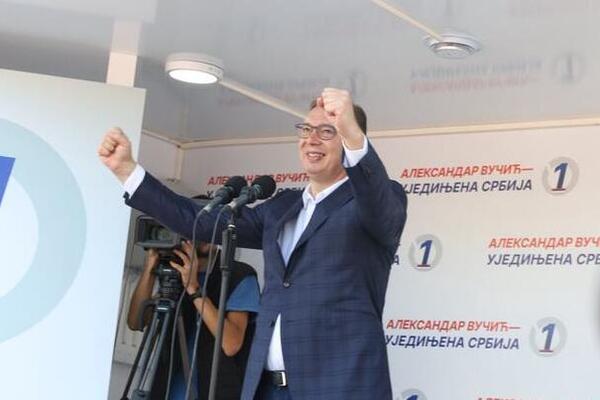 Obnova puteva, ulaganja u bolnice i fabrike: Vučić u Leskovcu najavio specijalni program za jug Srbije