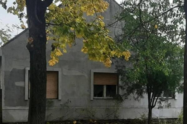 U okolini ovog grada se prodaje kuća od 80 kvadrata za manje od 10.000 evra: Ima 3 sobe, evo šta se još nudi (FOTO)