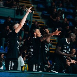 Partizan u laganom ritmu i bez Karlika demolirao Beč!