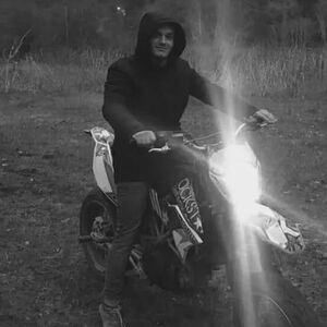 Ovo je mladić kog je ubio otac na jugu Srbije! Drugo krvoproliće u istom mestu za samo tri dana uznemirilo sve FOTO