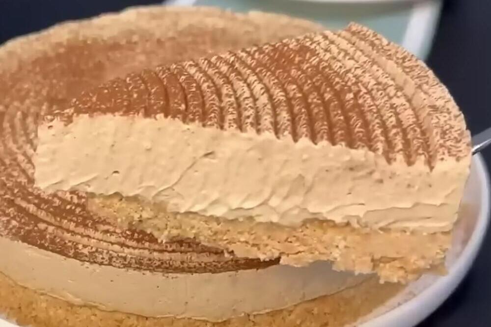 Recept za tortu bez pečenja koja je gotova za 10 minuta: Slatkiš od 6 sastojaka se pravi lako, a baš je ukusan!