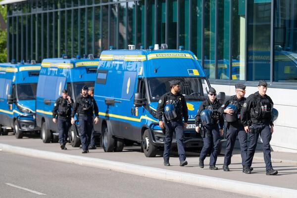 Pucnjava kod Evropskog parlamenta, ima mrtvih! Ubijen i policajac, pogođen hicem u glavu