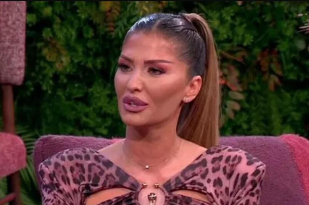 PRVA REAKCIJA NA DOLAZAK BEBE! Voditeljka Pinka PLAKALA kao kiša, u živom programu sve otkrila