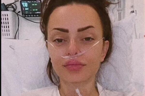 IMALA RAK KOSTIJU I ŠTITNE, SAD OPERISALA TUMOR NA GLAVI! Prve slike posle operacije RIJALITI UČESNICE "Jako boli"