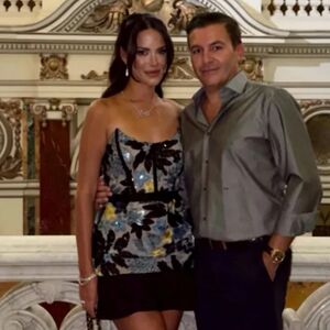 19 GODINA STARIJI AMERIKANAC JE KUPA U ZLATU, A SAD PRIREDILA ŠOK! Ljudi ne veruju šta mu je SERVIRALA na stolu