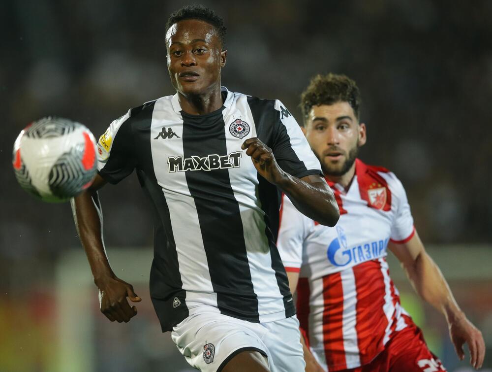 ISKLJUČEN IZ TIMA, PRETERAO SVAKU MERU! Evo kog saigrača je napao na treningu Demba Sek