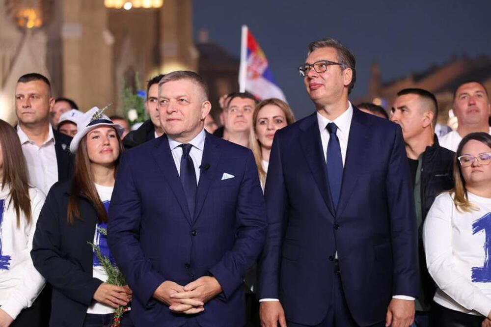 "Dobrog prijatelja ceni kao blago! Toliko ja cenim Aleksandra": Fico se obratio na tečnom srpskom u Novom Sadu!