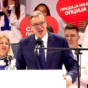 Prenatalni testovi i zubari o trošku države: Vučić najavio ulaganje od 6 miliardi dinara za lečenje retkih bolesti