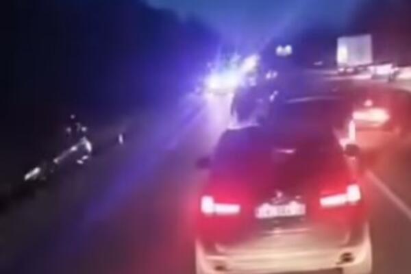 (VIDEO) Saobraćajna nesreća na izlazu iz Bačkog Gradišta: Ima mrtvih!