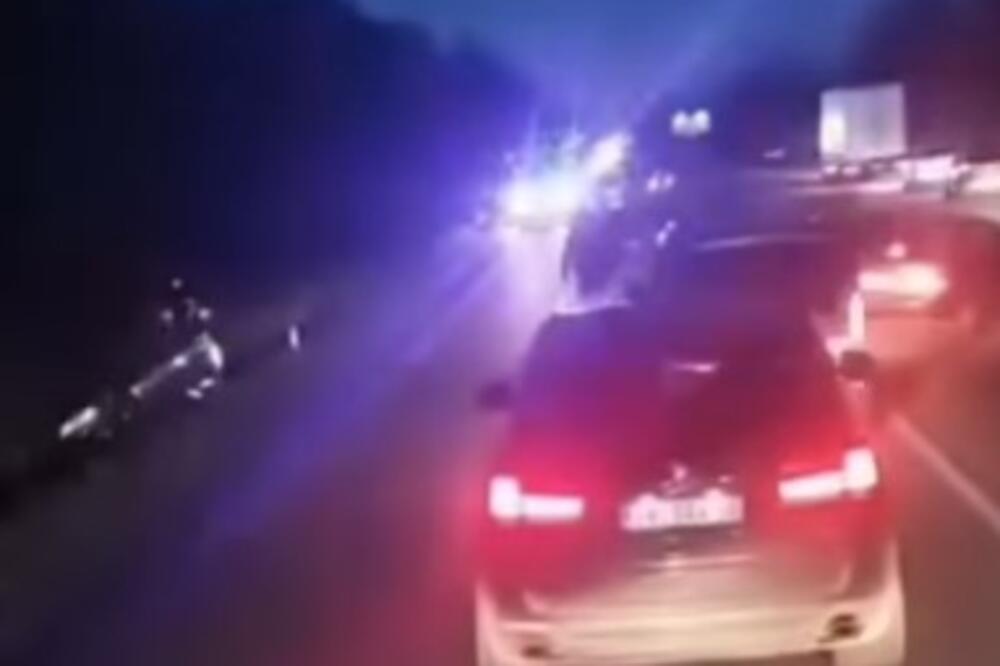 (VIDEO) Saobraćajna nesreća na izlazu iz Bačkog Gradišta: Ima mrtvih!
