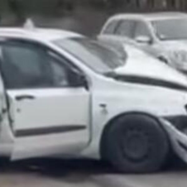 Teška nesreća kod Šapca! Preticao kolonu pa udario u vozilo u kom su bile mlađe devojke: Prizor je jeziv (VIDEO)