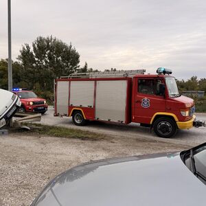 Strašna nesreća kod Čačka: Vatrogasci iz vozila izvlačili povređene, užasan prizor sa lica mesta (FOTO)