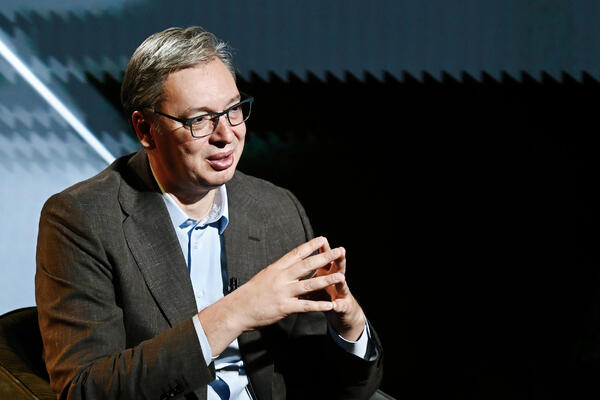 "Ne želim da se žalim ni da kukam, jer planiram da vodim Vladu Srbije" Ispovest Vučića pred izbore