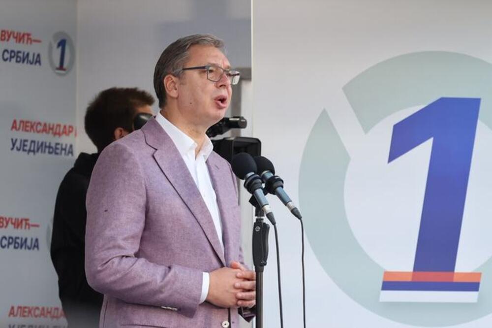 "Imaćemo inovativne lekove, lečićemo i retke bolesti" Vučić najavio: "Uložićemo 42 milijarde u kruševačku bolnicu"